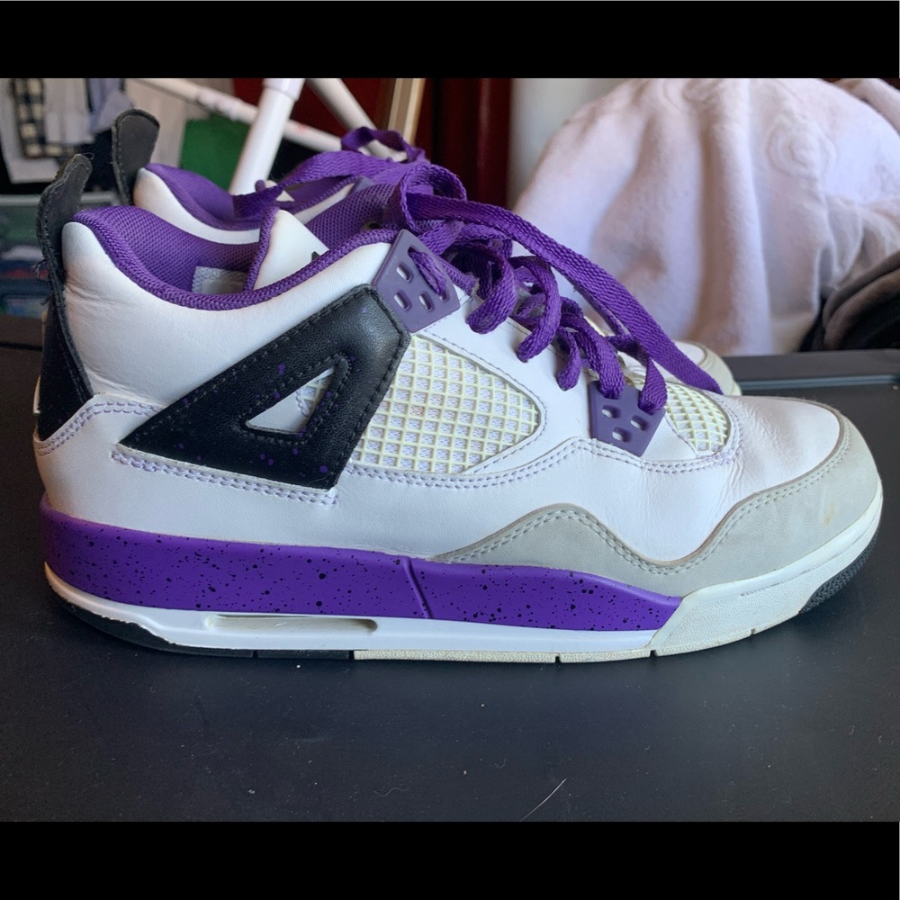 Girls air Jordan’s retro 4 GS 7